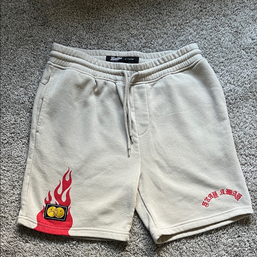 Brooklyn Cloth Beige Shorts